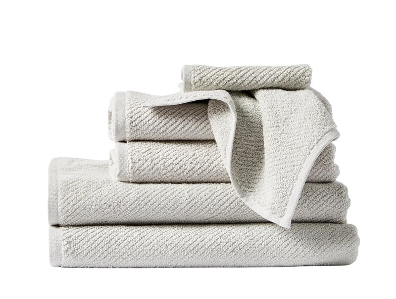 Coyuchi Air Weight Organic Towels, Bath Towel - Fog (27" x 54") - Image 1